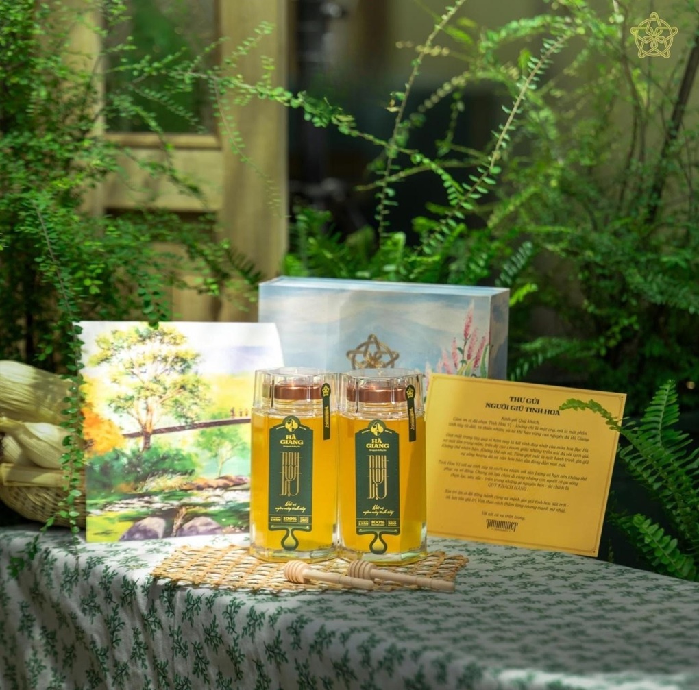 Mật ong hoa Việt Nam nhiều loại hoa