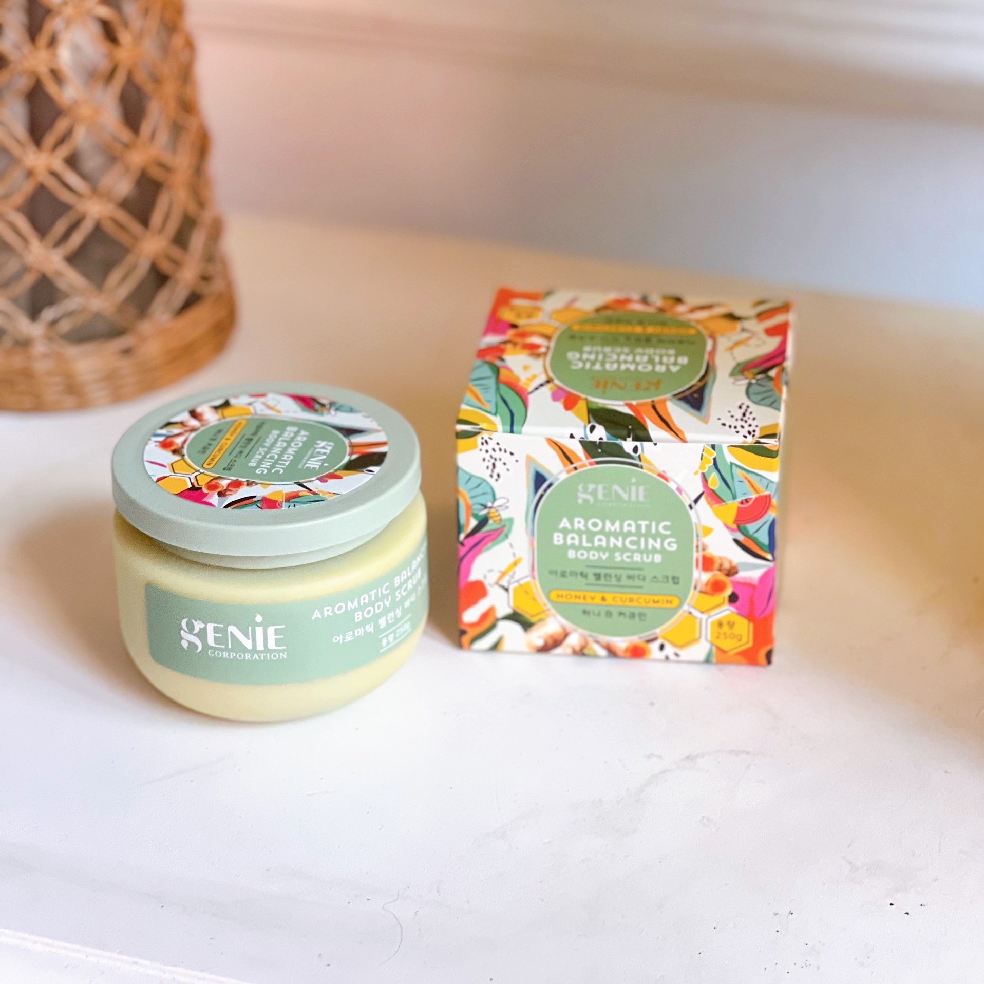 tẩy tế bào chết bằng mặt nạ nghệ mật ong