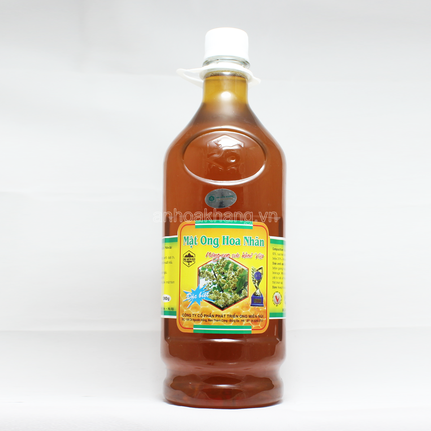 nếm mật ong hoa nhãn và mật ong hoa cà phê